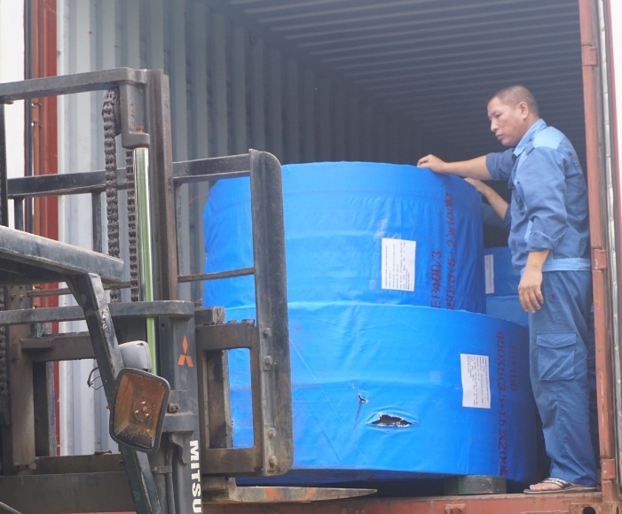 T&T vận chuyển băng tải cao su tải xi măng đến khách hàng