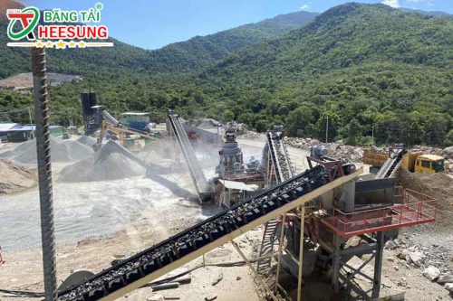 băng tải quặng