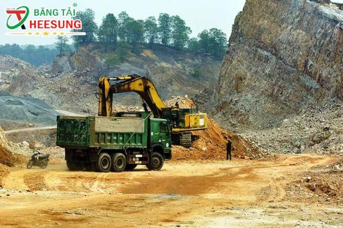 đấu giá quyền khai thác khoáng sản