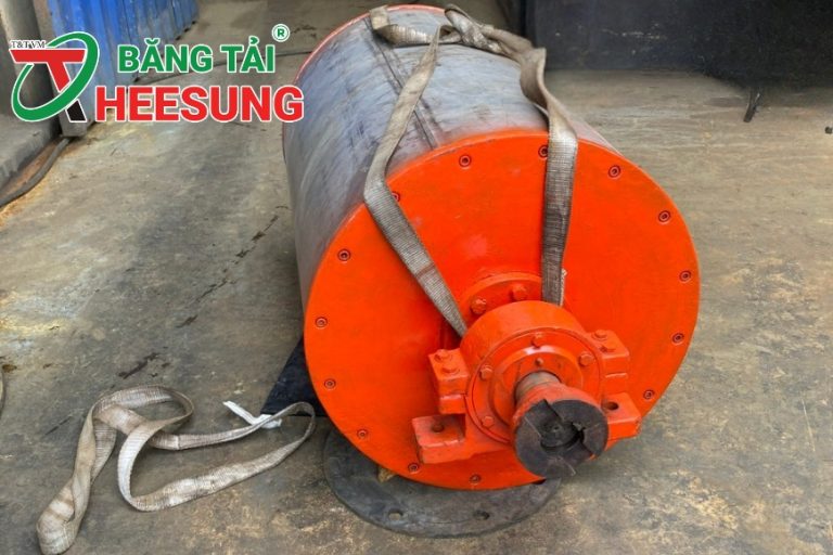 Tuần cuối tháng 7: Cấp rulo từ máy tuyển từ ướt, băng tải