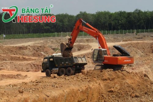 hoạt động khai thác