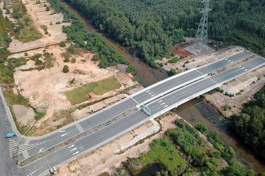 diện tích khu công nghệ môi trường xanh