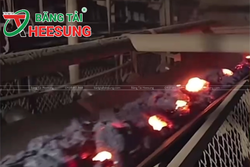 giá băng tải phụ thuộc lớp cao su