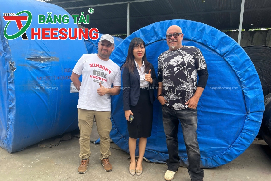 giá băng tải phụ thuộc số lượng mua