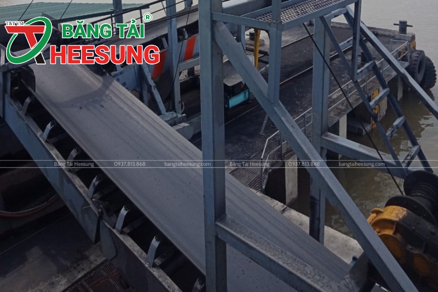 yếu tố ảnh hưởng báo giá băng tải bố vải