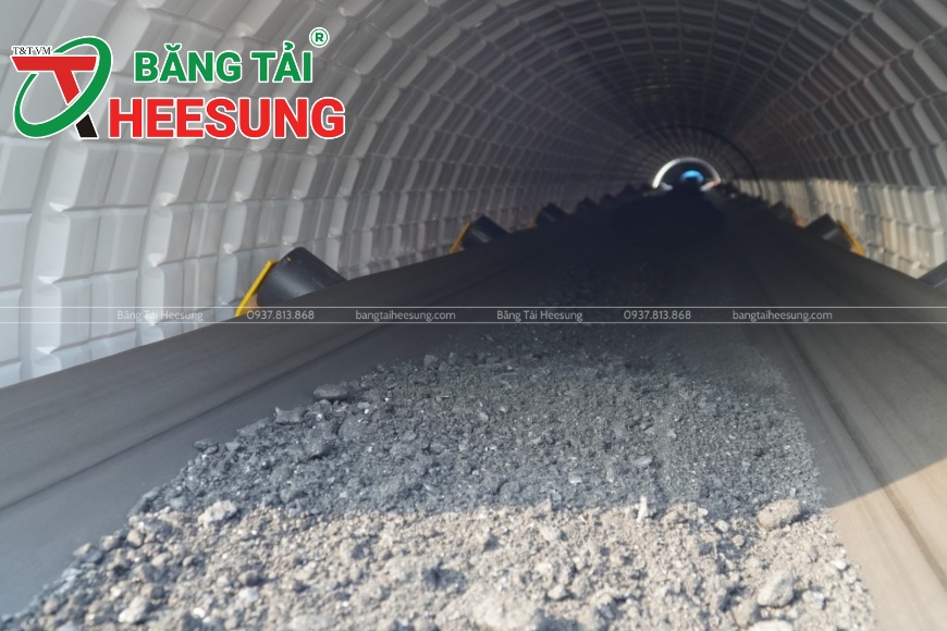 băng tải trong khai khoáng