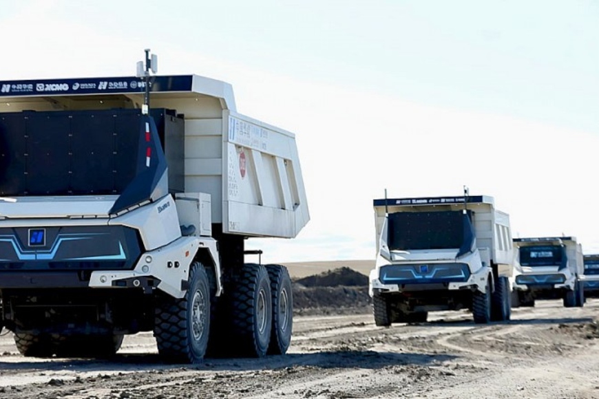 xe vận chuyển than