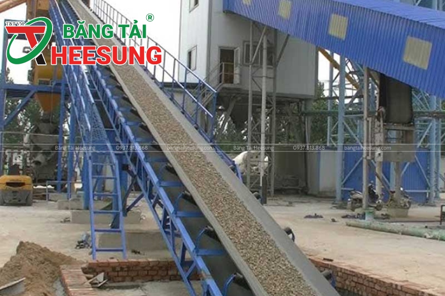băng tải trong khai khoáng
