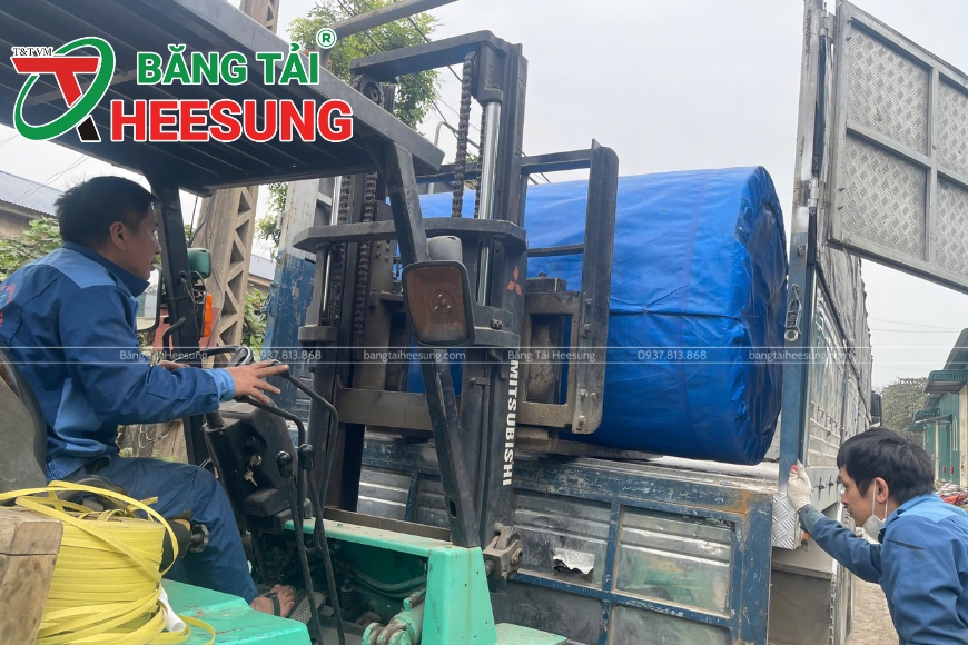 mua băng tải Heesung