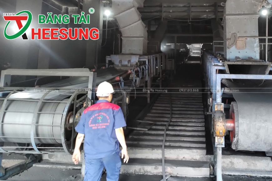 ngành khai thác sử dụng băng tải