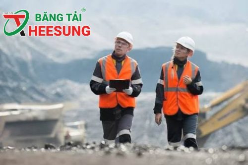 Khai thác khoáng sản và an toàn lao động