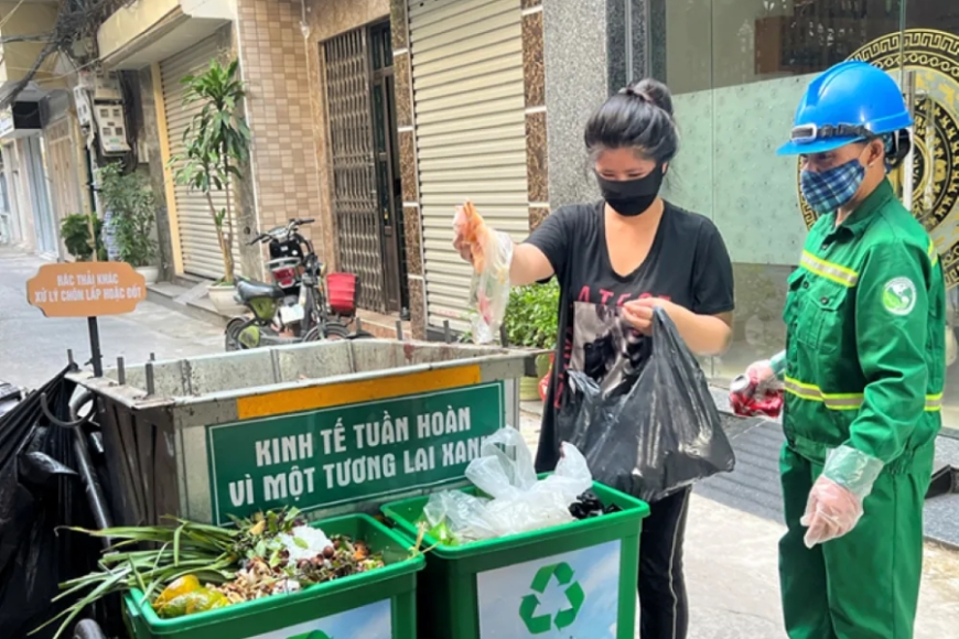 các hộ gia đình phân loại rác