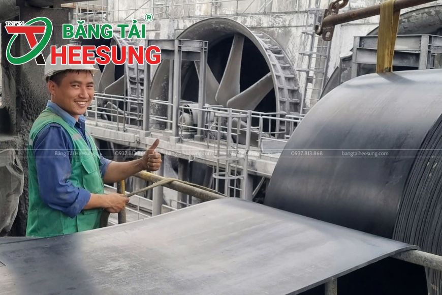 mua băng tải Heesung