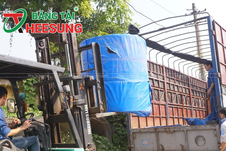 mua băng tải theo cuộn