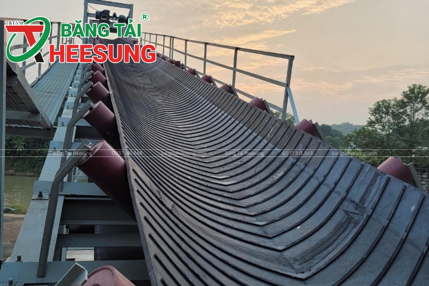 băng tải gân V khổ lớn