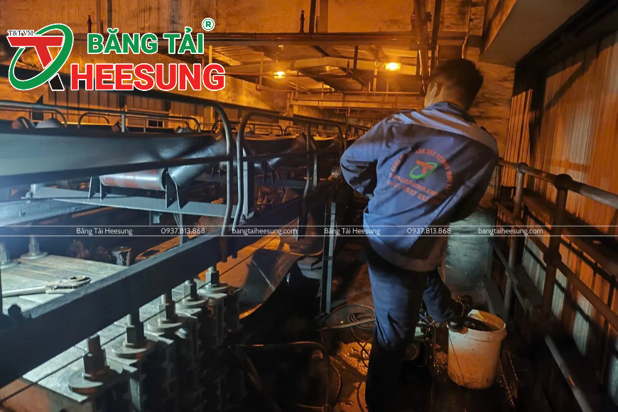 cấp băng tải cao su dùng trong khai thác mỏ
