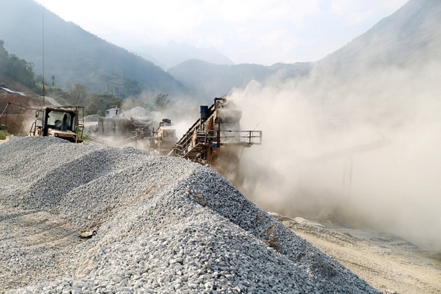 hoạt động khai thác khoáng sản